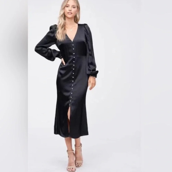 en saison Dresses & Skirts - En Saison Lizette Satin V Neck Long Sleeve Button-Up Midi Rhinestone Dress Med